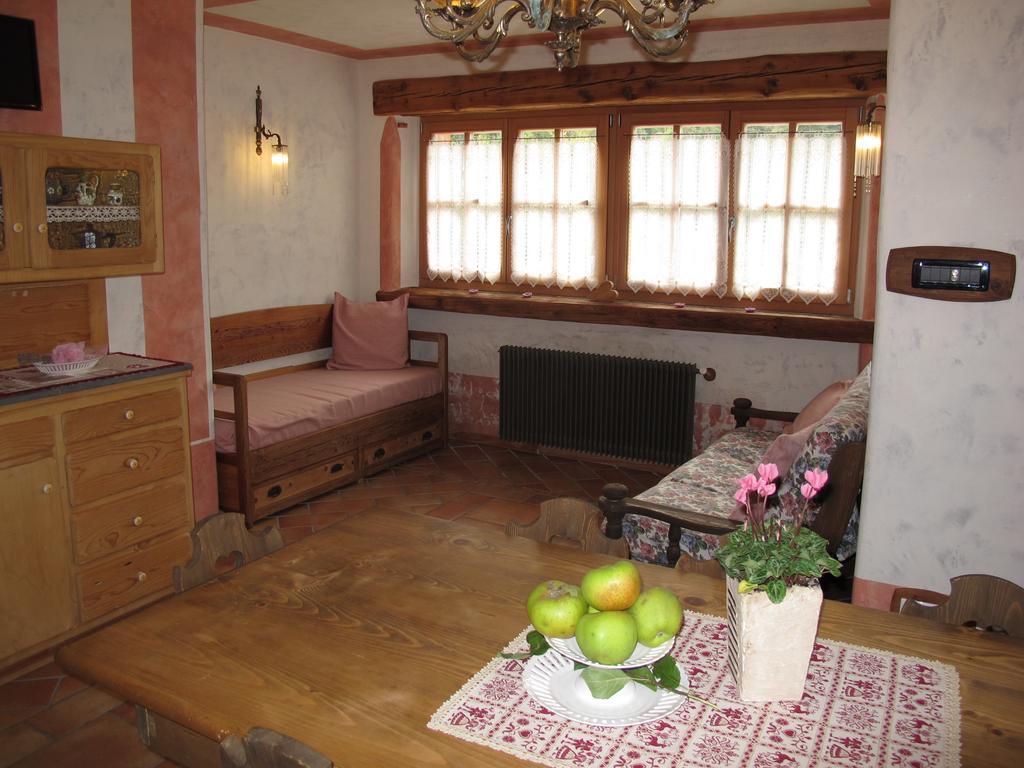 Agriturismo Alpenvidehof Βίλα Coredo Δωμάτιο φωτογραφία